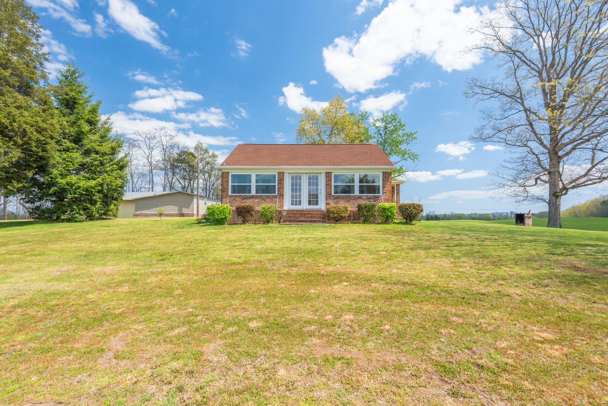 2844 Oakland Road Philadelphia, TN 37846 - Photo 1 of 39 Gallery Image 1