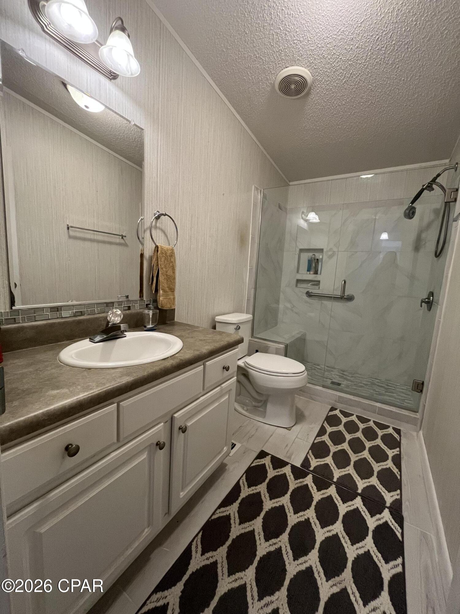 1861 Oak Ridge Avenue Grand Ridge, FL 32442 - Photo 7 of 35 Gallery Image 7