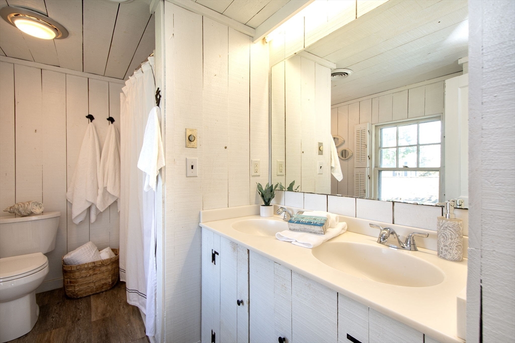 27 Standish Road Duxbury, MA 02332 - Photo 31 of 40 Gallery Image 31