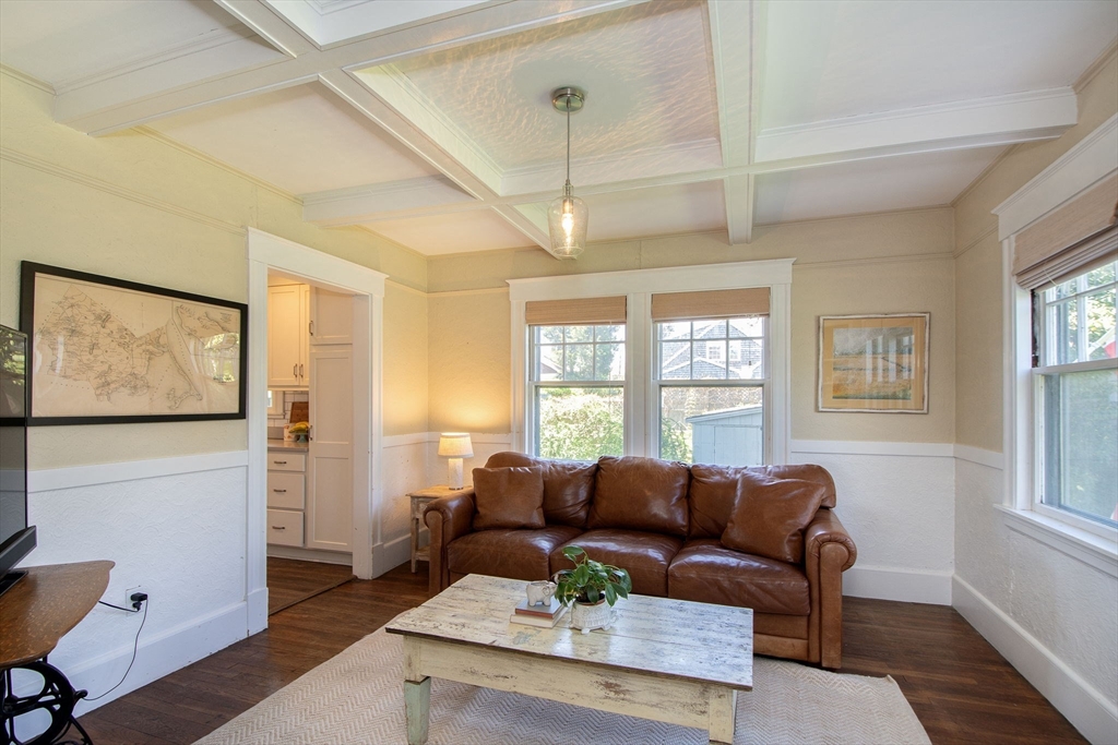 27 Standish Road Duxbury, MA 02332 - Photo 9 of 40 Gallery Image 9
