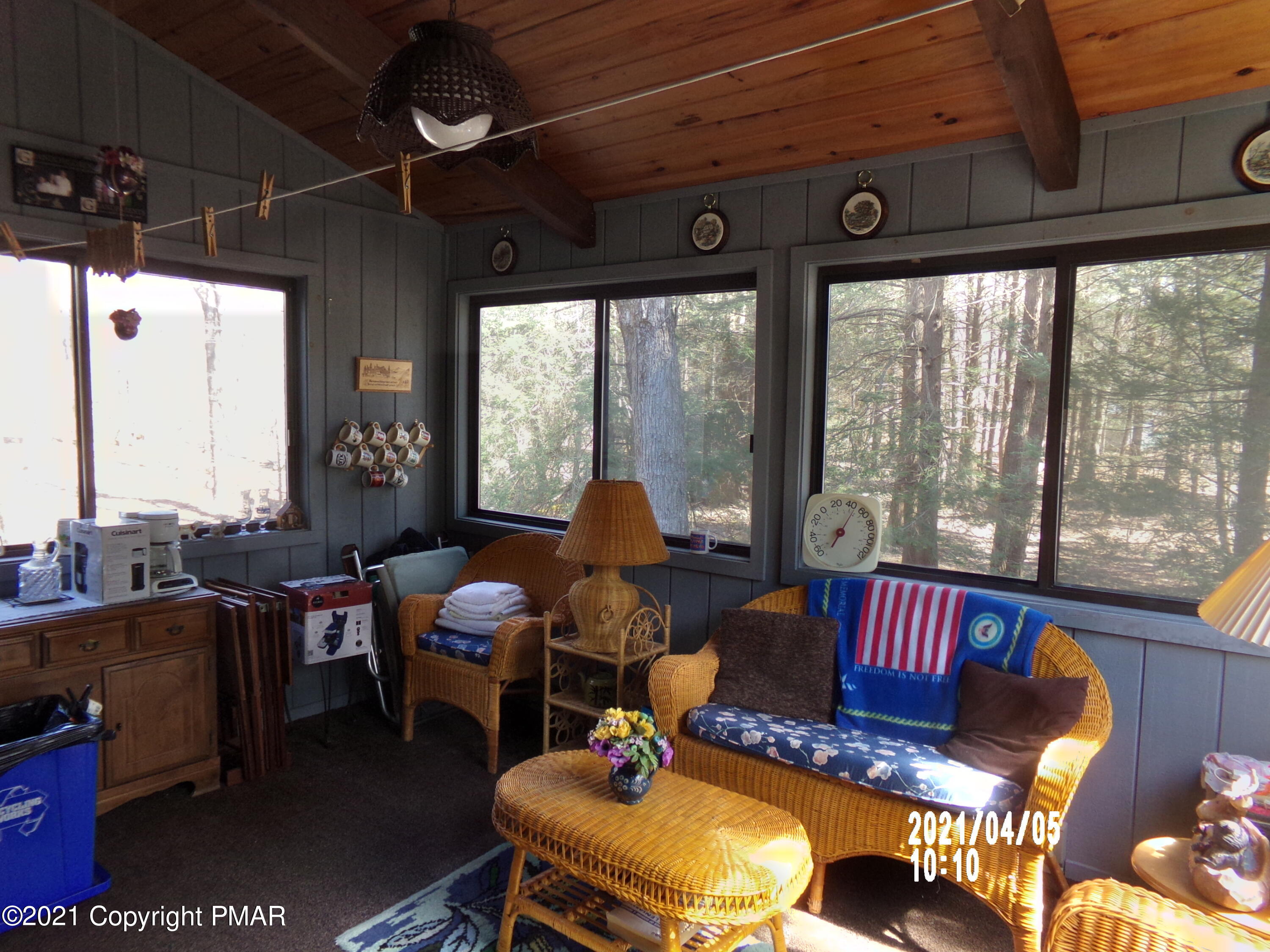 187 King Arthur Road Blakeslee, PA 18610 - Photo 23 of 37 Enclosed porch