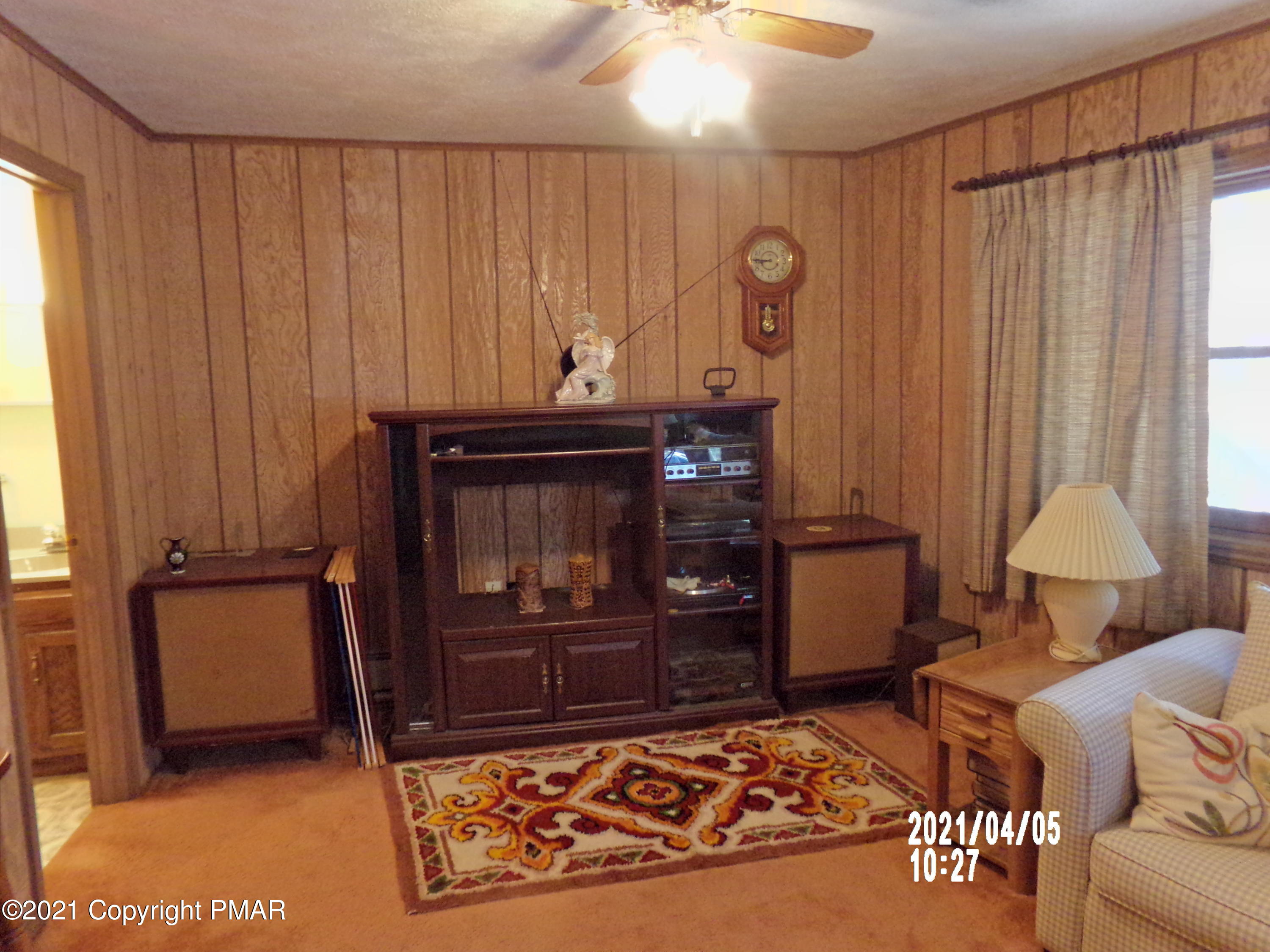 Family Room 3