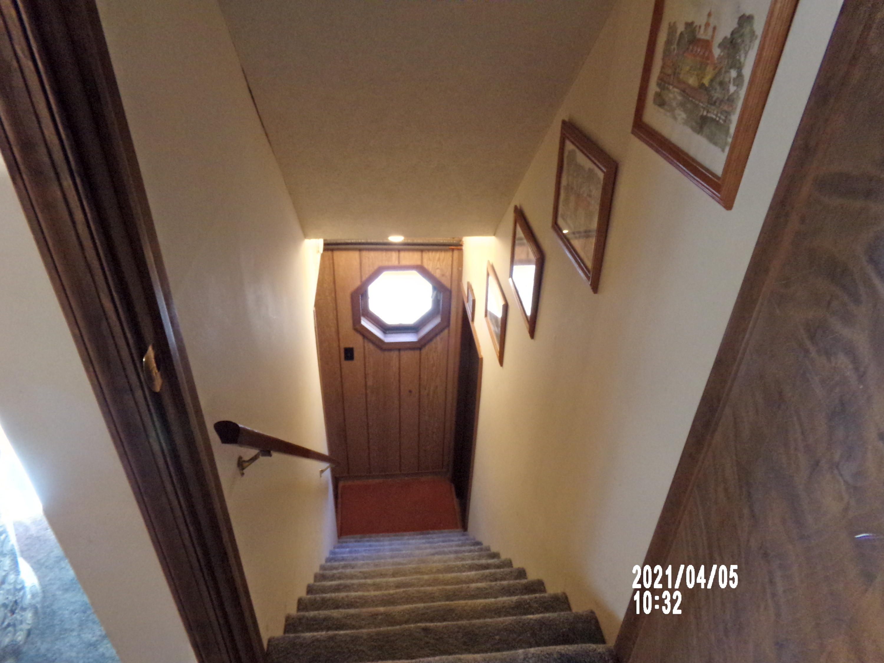 187 King Arthur Road Blakeslee, PA 18610 - Photo 10 of 37 Stairs