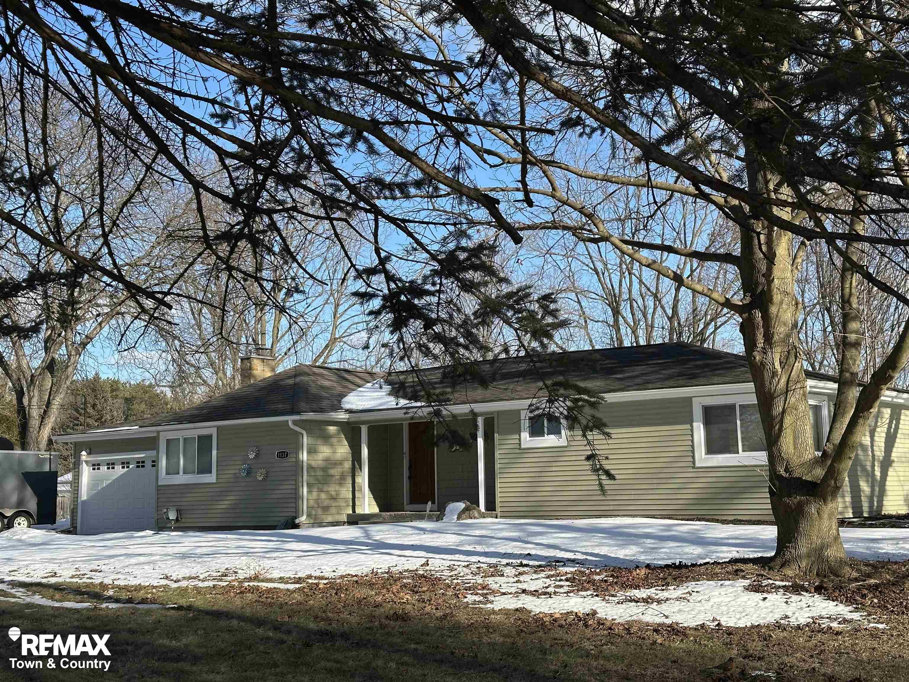 1137 South Graham Road Flint, MI 48532 - Photo 29 of 35 50199418-2a0bfe81-491d-4c63-a9a3-f61221bdc63b.JPG