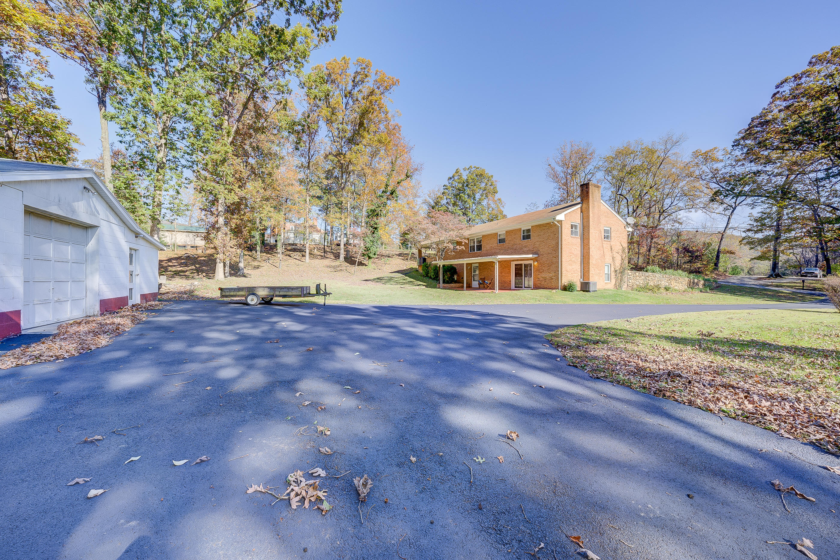714 Tyler Road Salem, VA 24153 - Photo 27 of 33 57