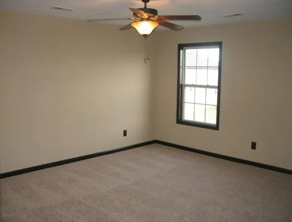 $2,000 | 2965 Brewster Drive, Clarksville, TN 37042