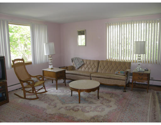32-34 Clark Road Brookline, MA 02445 - Photo 6 of 22