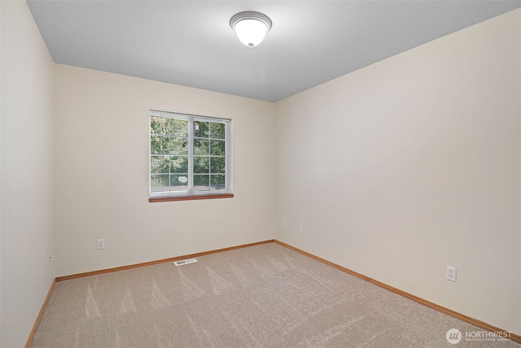 15626 Lindsay Road Southeast Yelm, WA 98597 - Photo 21 of 39