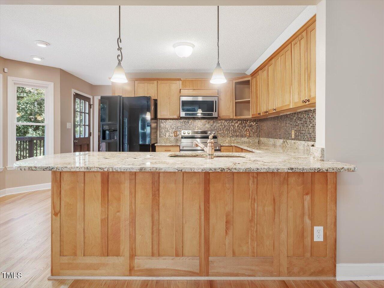 7713 Wakebrook Drive Raleigh, NC 27616 - Photo 33 of 90 33-Kitchen