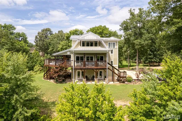 $1,650,000 | 1311 Carter Street, Van Buren, MO 63965
