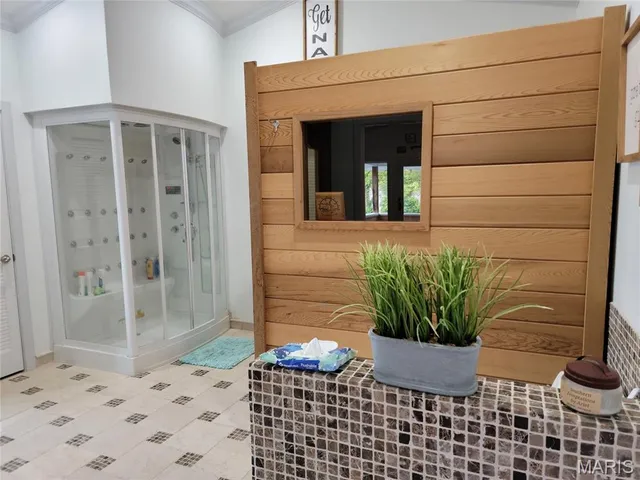 $1,595,000 | 1311 Carter Street, Van Buren, MO 63965