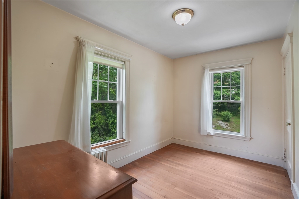 12 Bungalow Road Boston, MA 02132 - Photo 17 of 27