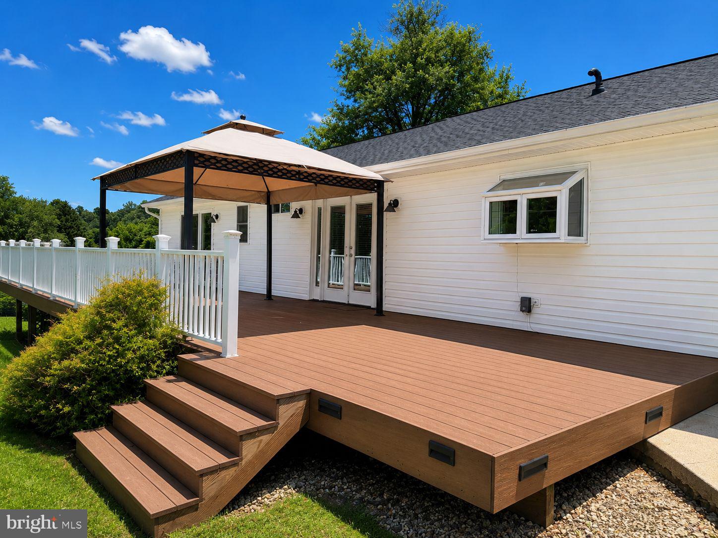 2515 Bird View Road Finksburg, MD 21048 - Photo 5 of 6 Trex Deck