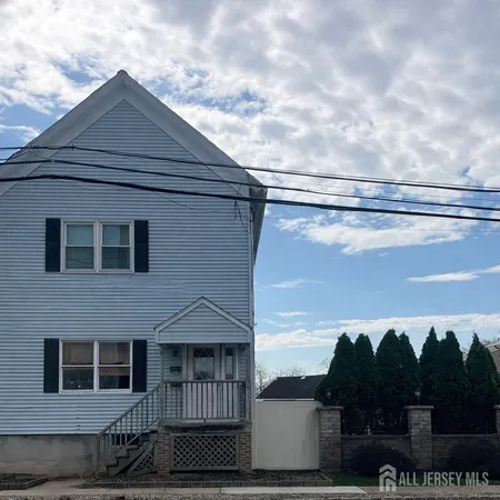$2,400 | 110 Oak Tree Avenue, Unit 2, South Plainfield, NJ 07080