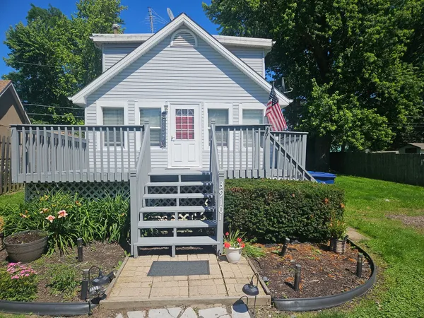 $235,000 | 39101 North Walnut Street, Lake Villa, IL 60046