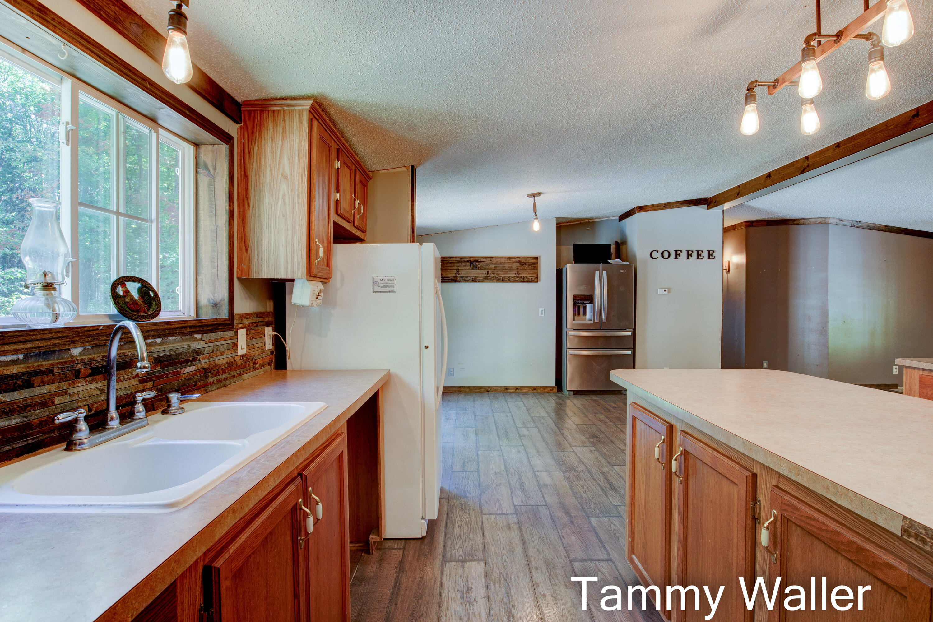 10269 Cottage Road Dowling, MI 49050 - Photo 11 of 61 Interior-6