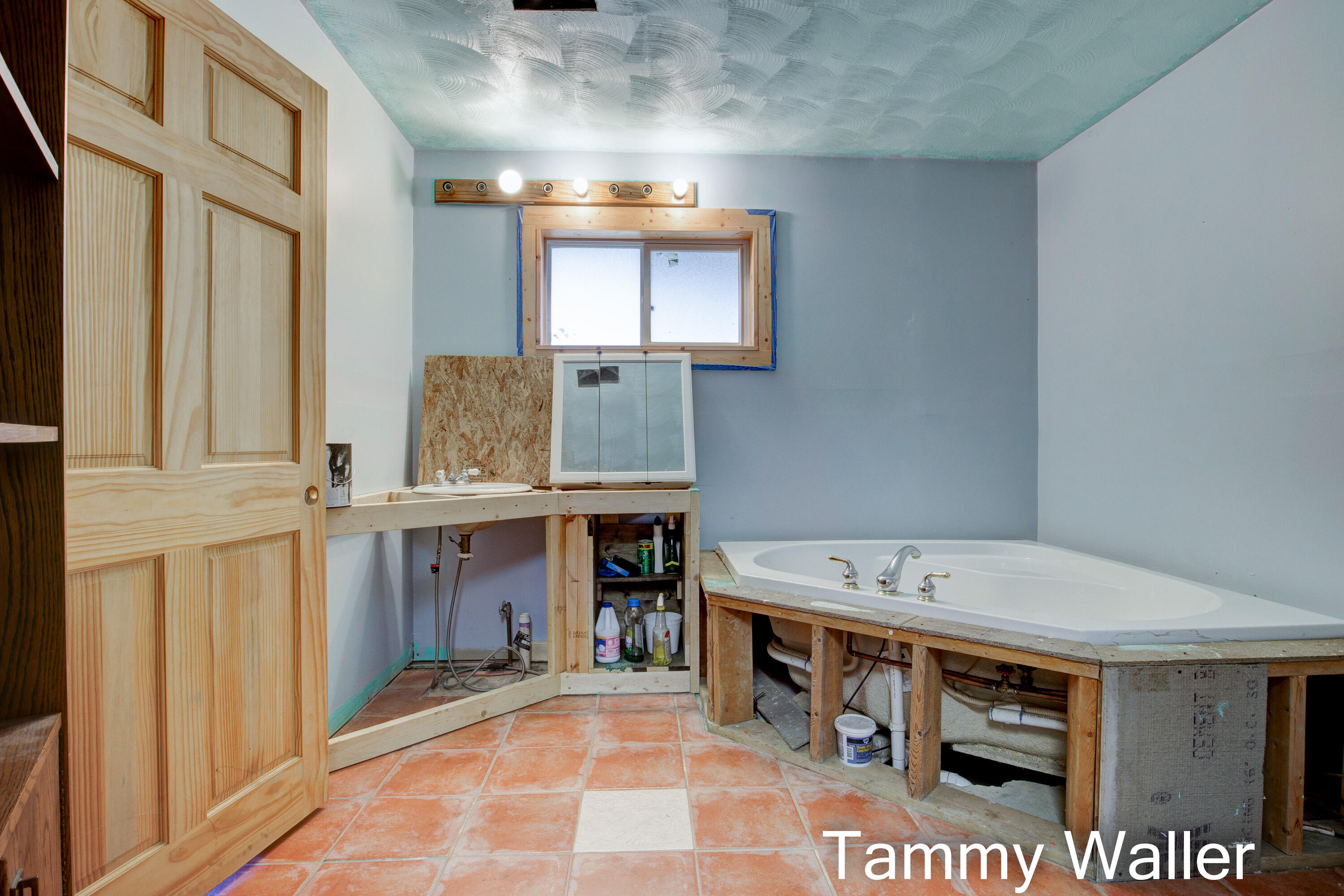 10269 Cottage Road Dowling, MI 49050 - Photo 54 of 61 Interior-52