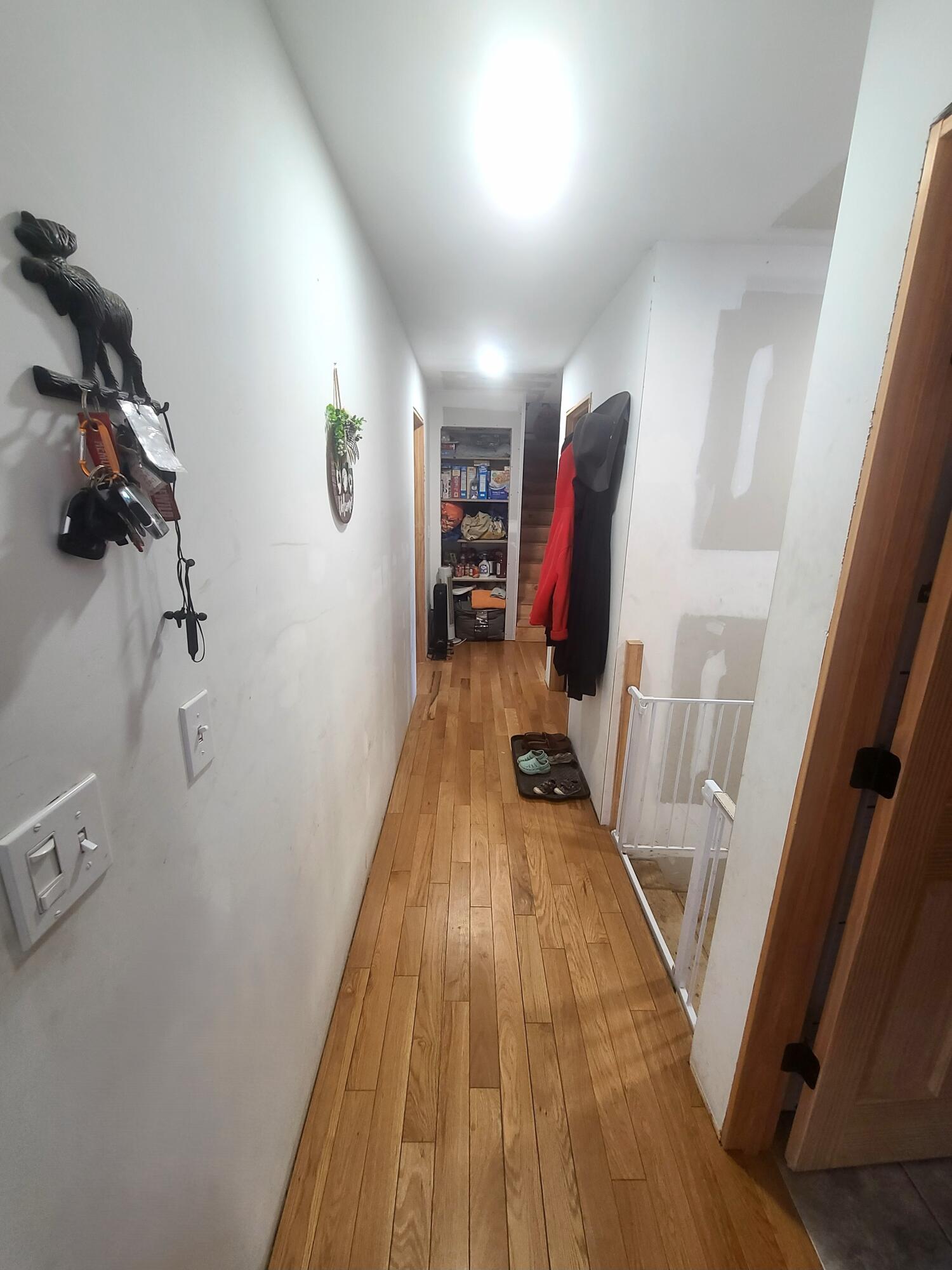 24 Fickett Lane Solon, ME 04979 - Photo 22 of 46 24 Fickett Hallway