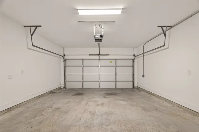 $2,200 | 1406 Mansfield Street, Houston, TX 77091