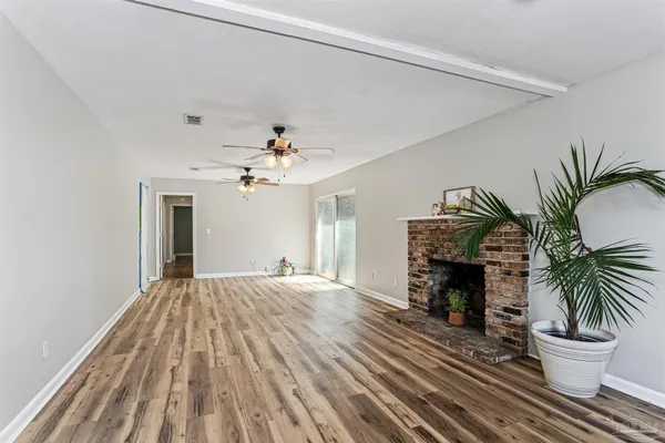 $2,200 | 6222 Maybelle Drive, Pensacola, FL 32504