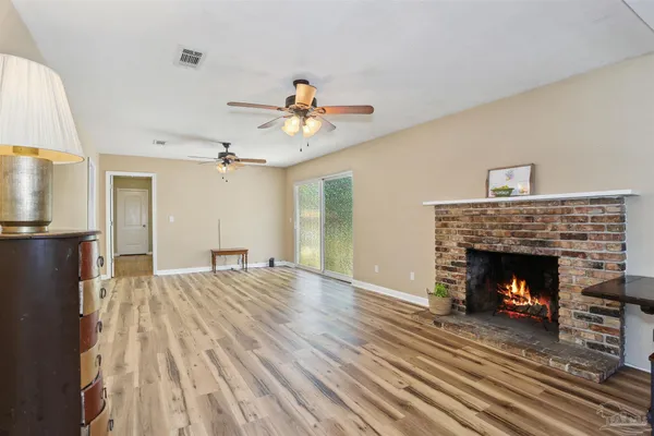 $2,200 | 6222 Maybelle Drive, Pensacola, FL 32504