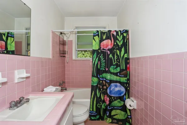 $2,200 | 6222 Maybelle Drive, Pensacola, FL 32504