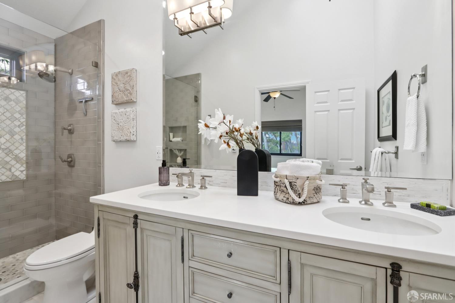 733 Fairfield Road, Unit 8 Burlingame, CA 94010 - Photo 33 of 46