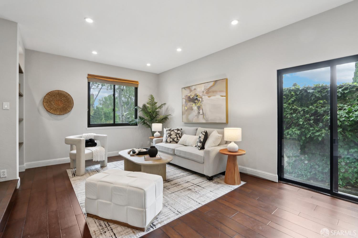 733 Fairfield Road, Unit 8 Burlingame, CA 94010 - Photo 4 of 46