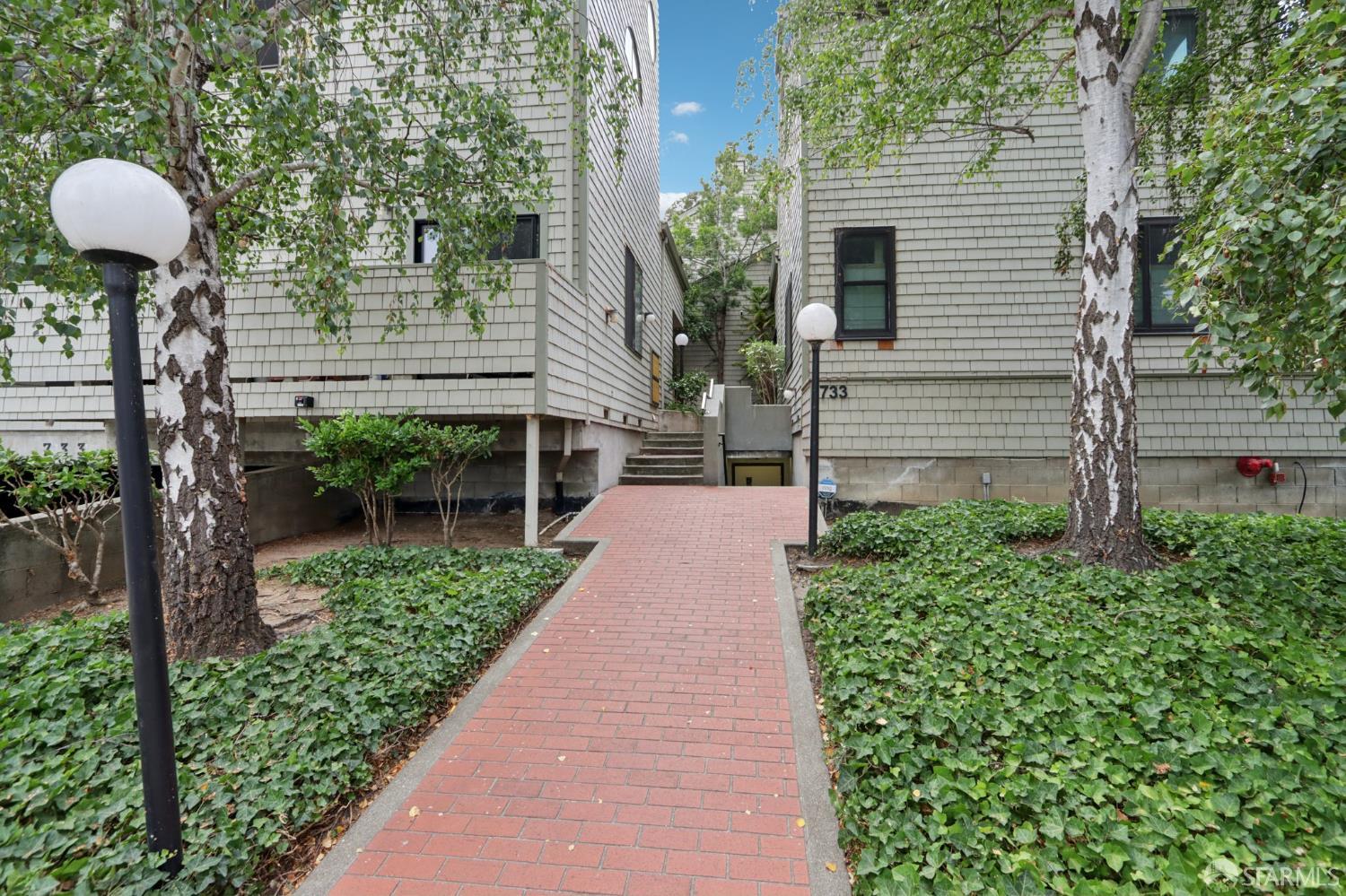733 Fairfield Road, Unit 8 Burlingame, CA 94010 - Photo 41 of 46
