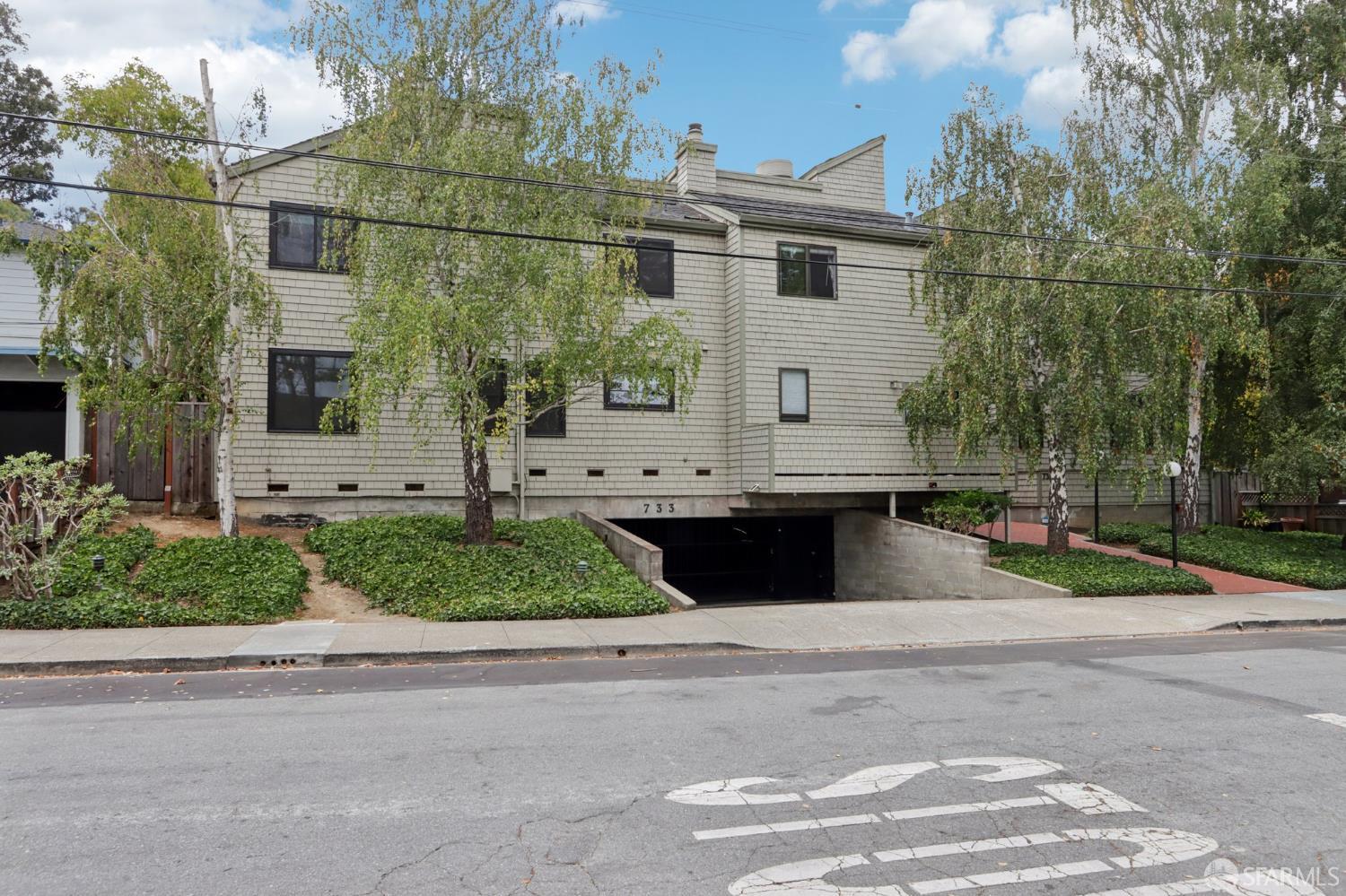 733 Fairfield Road, Unit 8 Burlingame, CA 94010 - Photo 45 of 46