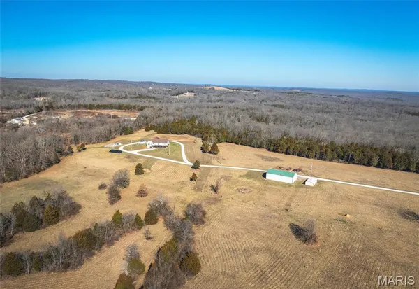 $750,000 | 11373 Thunder Ridge Road, Richwoods, MO 63071