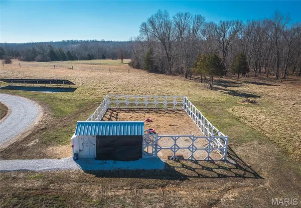 $750,000 | 11373 Thunder Ridge Road, Richwoods, MO 63071