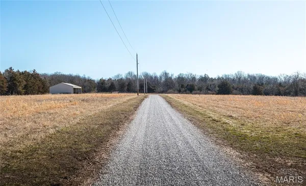 $750,000 | 11373 Thunder Ridge Road, Richwoods, MO 63071