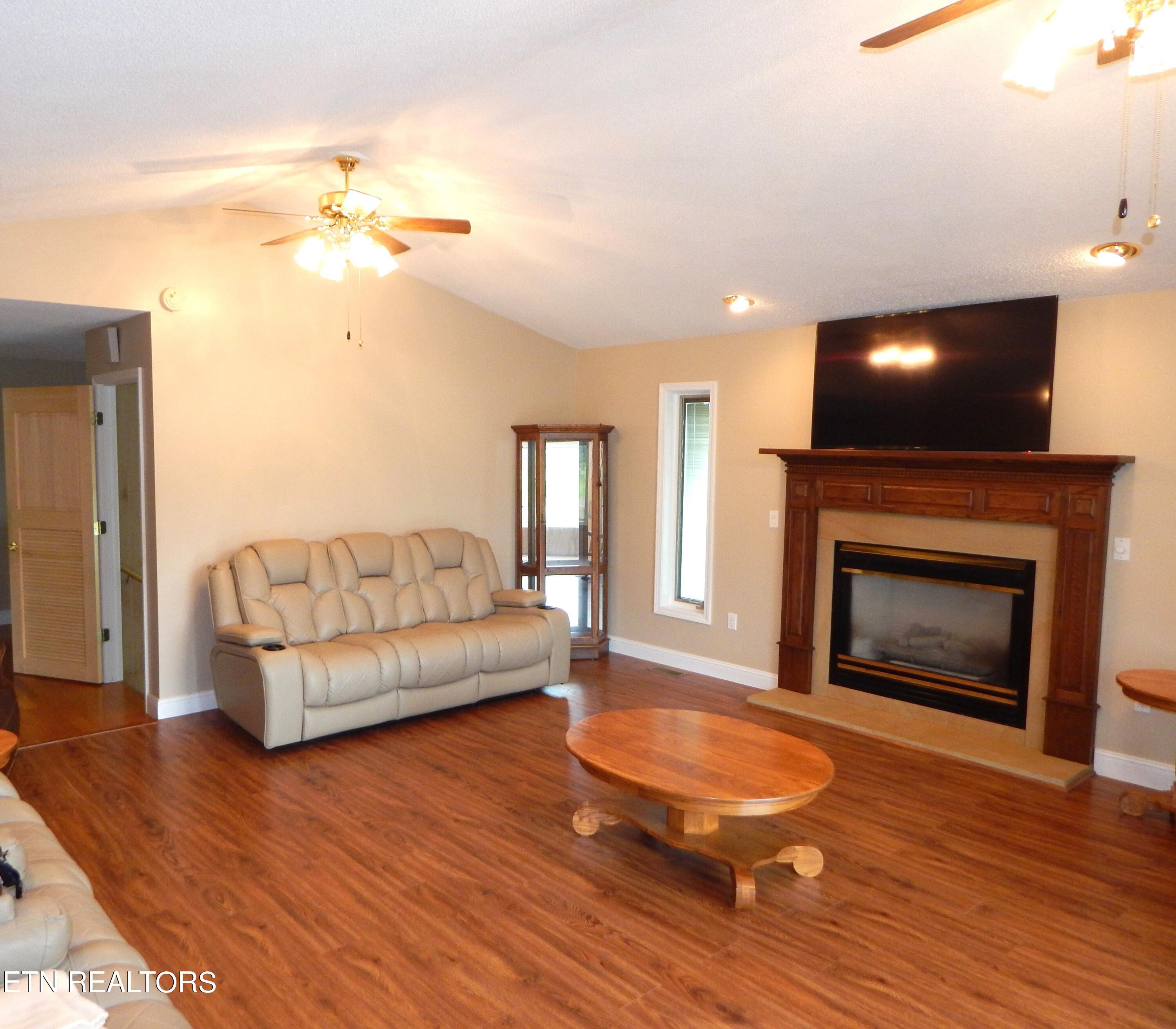 2551 Leffle Webb Road Crossville, TN 38572 - Photo 53 of 60 DSCN8502
