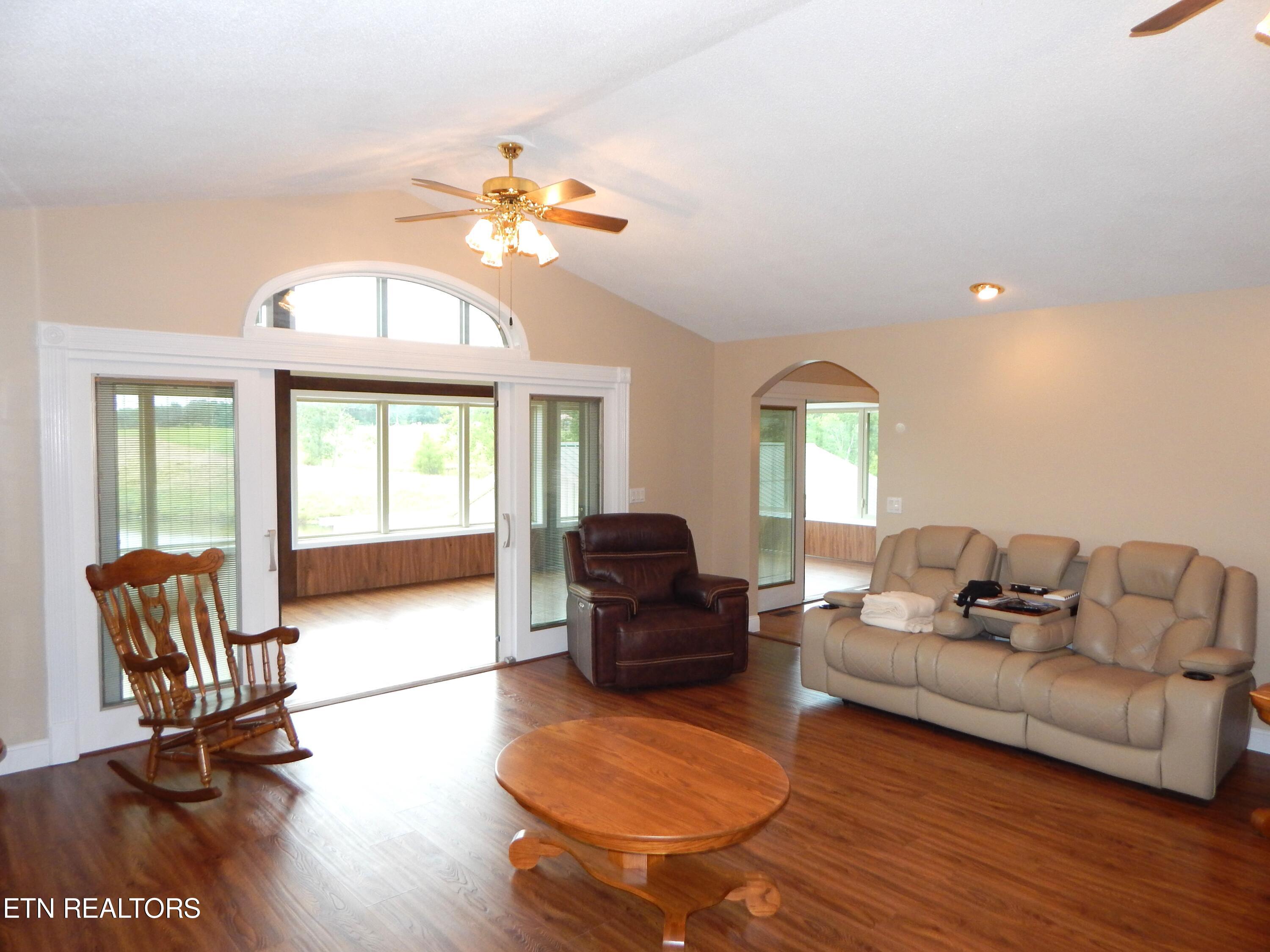 2551 Leffle Webb Road Crossville, TN 38572 - Photo 54 of 60 DSCN8504