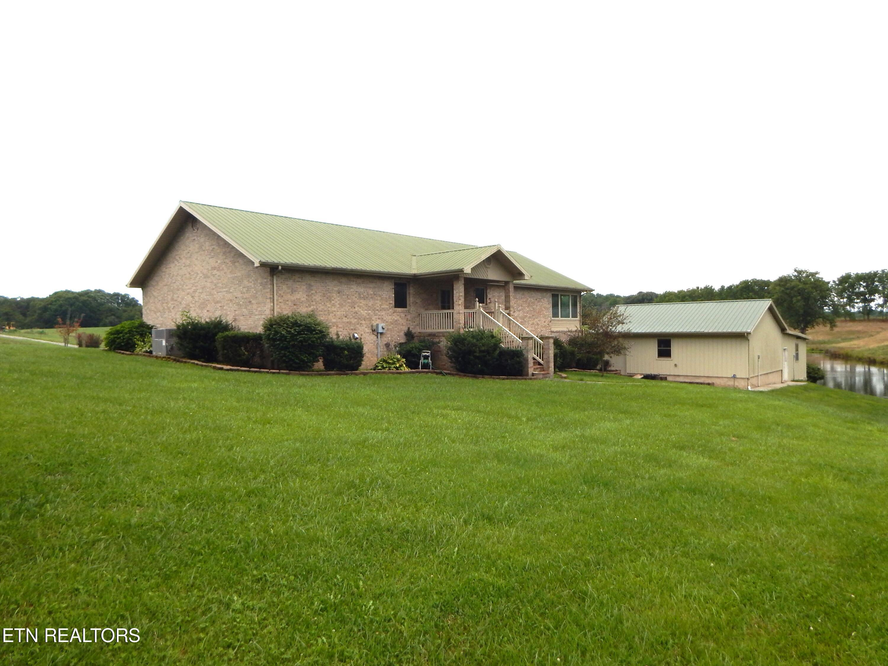 2551 Leffle Webb Road Crossville, TN 38572 - Photo 8 of 60 DSCN8525