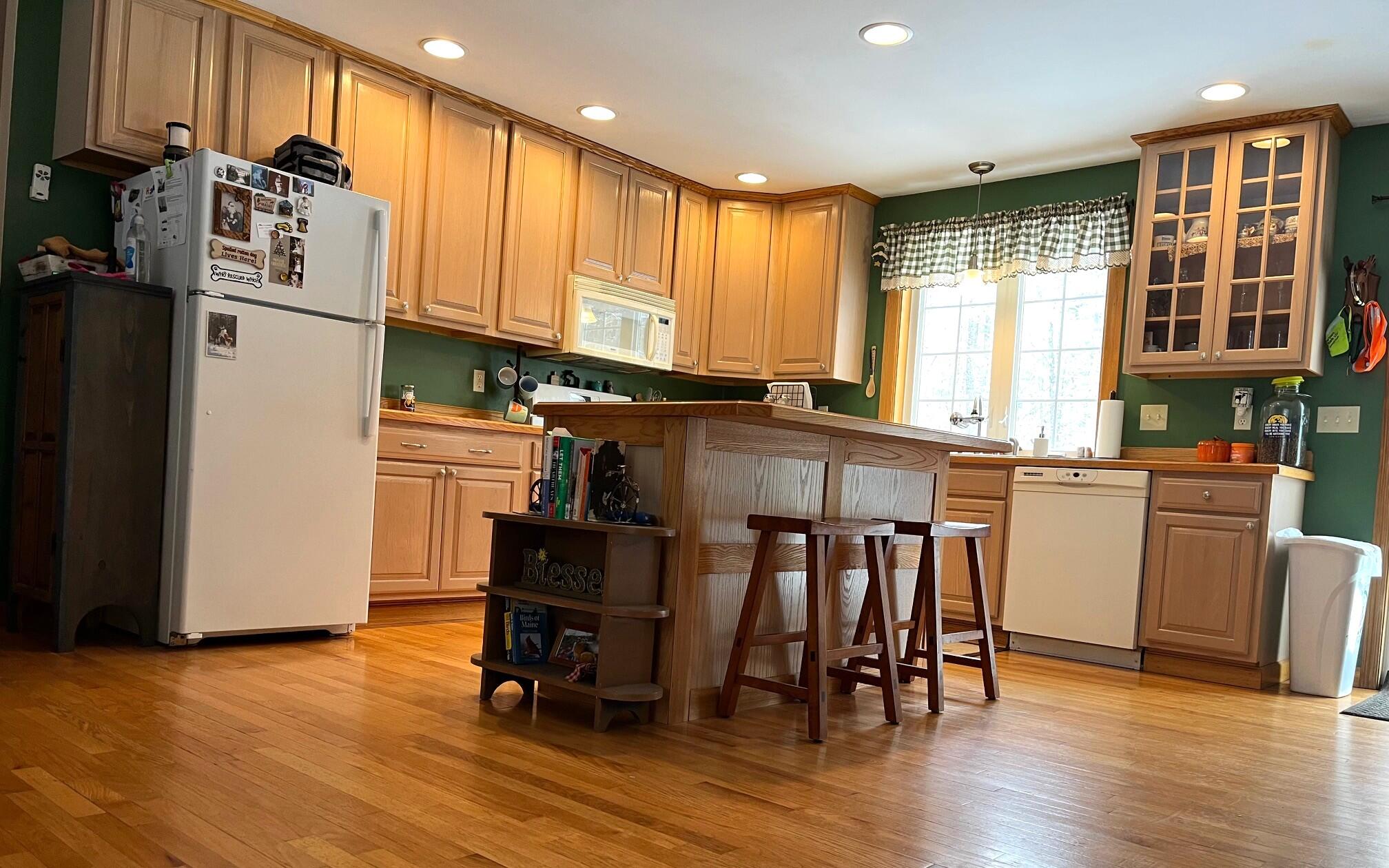 756 Deering Ridge Road Waterboro, ME 04030 - Photo 6 of 49 Kit 2 post