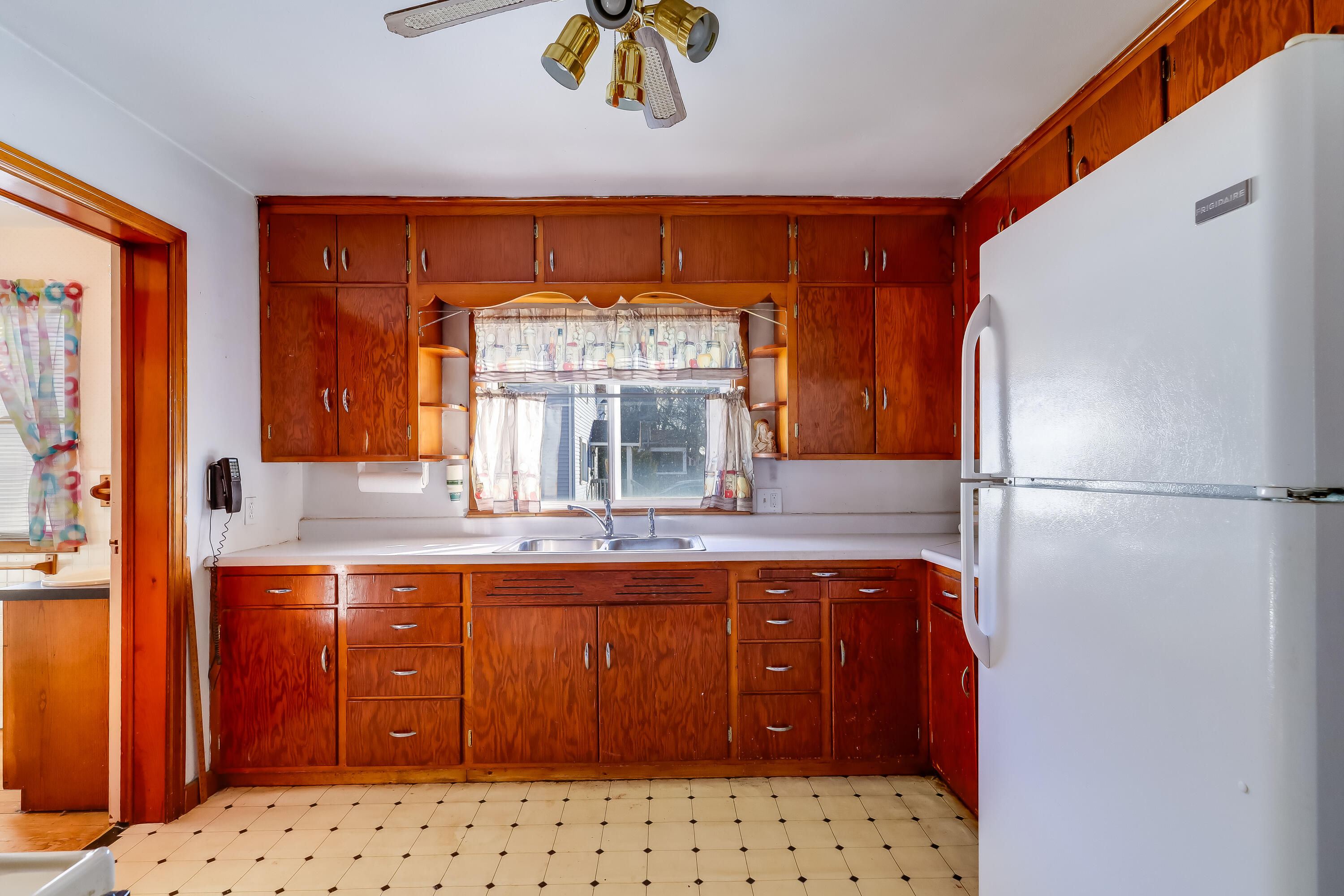 1423 South 14th Street Manitowoc, WI 54220 - Photo 12 of 24 IMG_5154