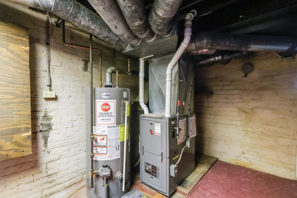 1423 South 14th Street Manitowoc, WI 54220 - Photo 22 of 24 IMG_5194