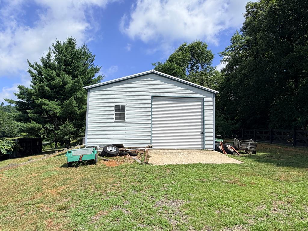 72 Fox Glen Road Fancy Gap, VA 24328 - Photo 11 of 66 Gallery Image 11