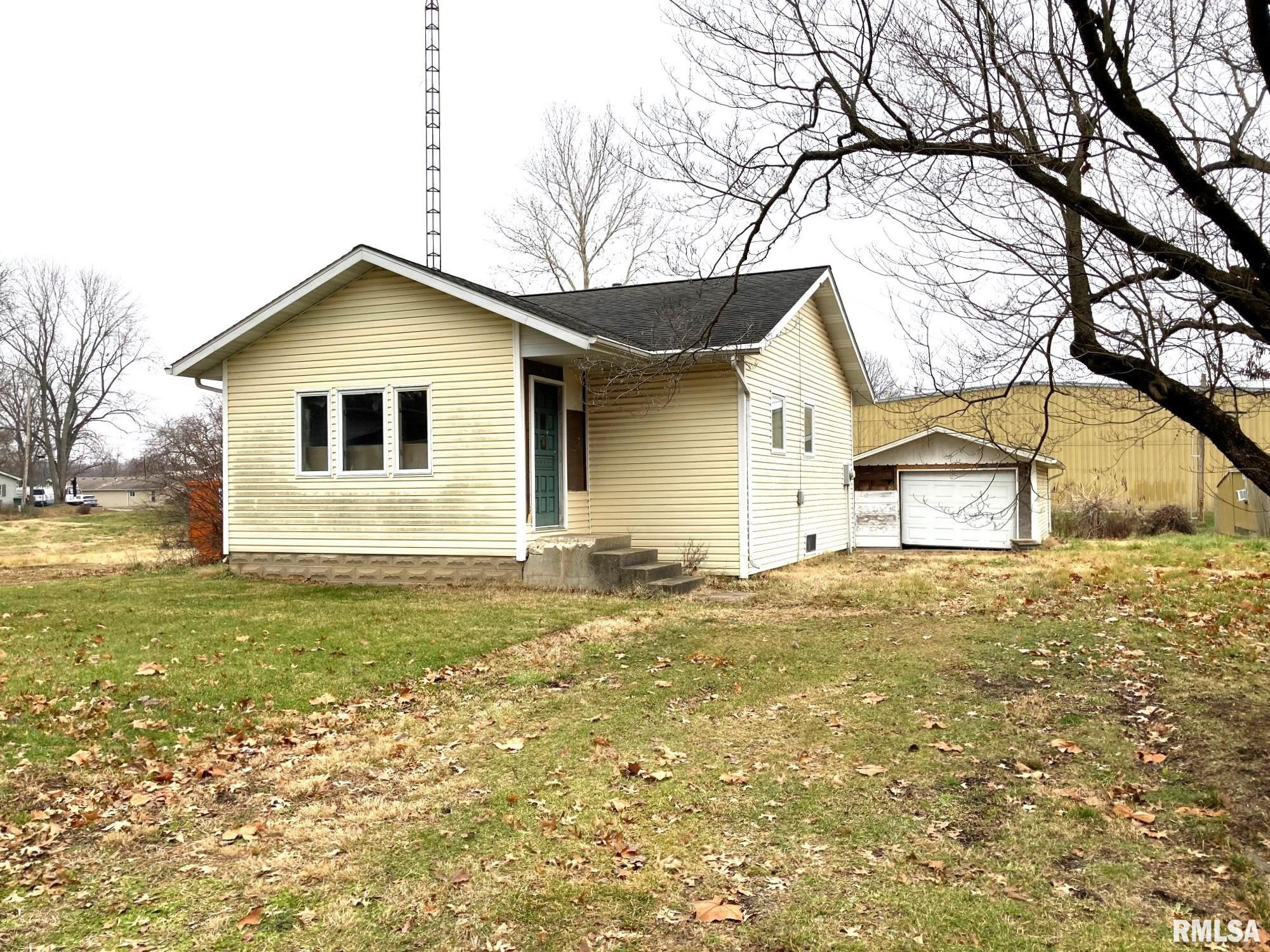 3724 Sangamo Heights Road Springfield, IL 62702 - Photo 1 of 22