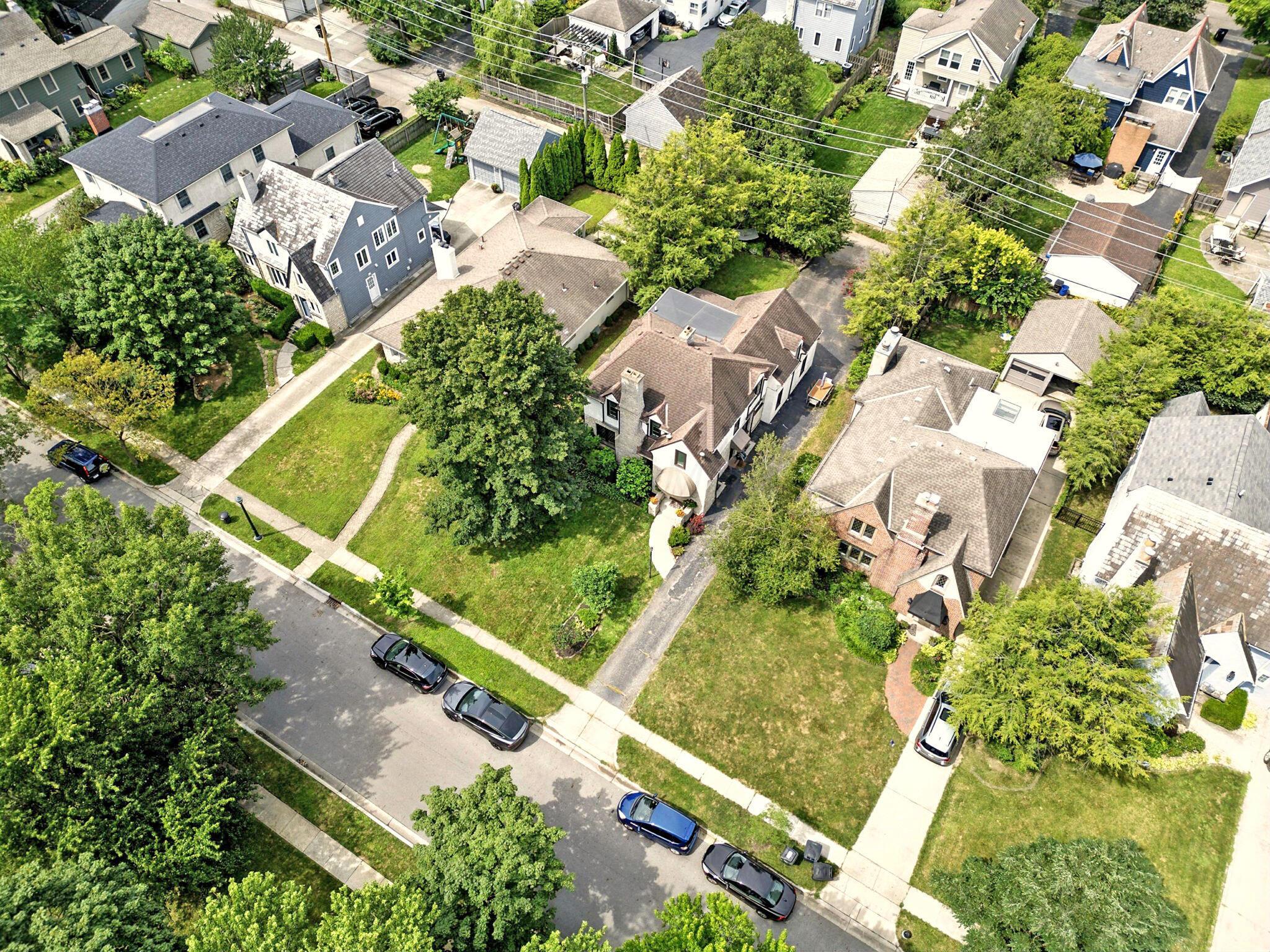 95 South Stanwood Road Columbus, OH 43209 - Photo 44 of 48 Aerial View