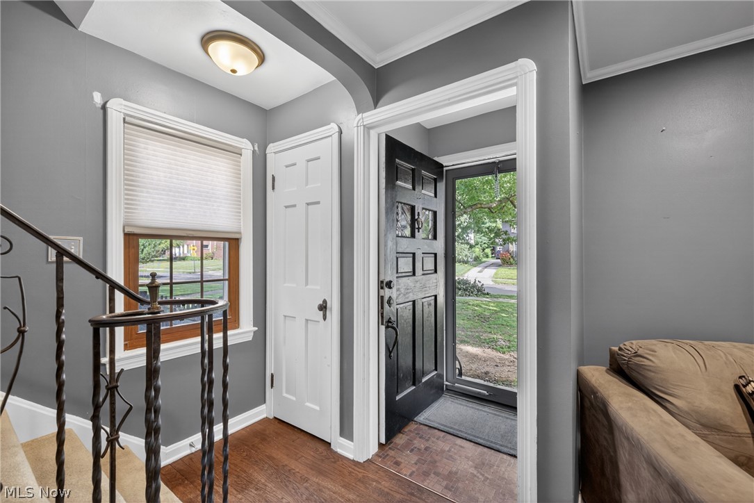 3525 Edison Road Cleveland Heights, OH 44121 - Photo 4 of 44