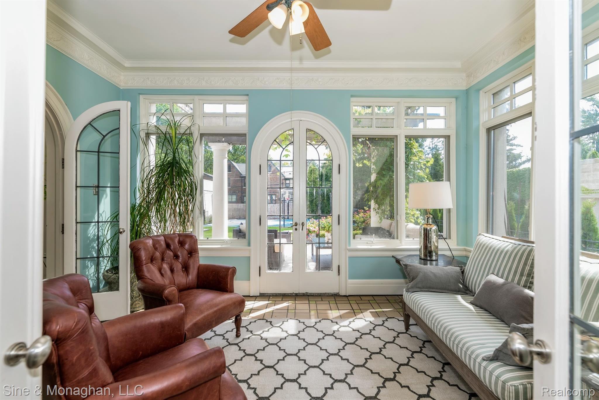 1040 Devonshire Road Grosse Pointe, MI 48230 - Photo 29 of 95 DSC_3541.jpg