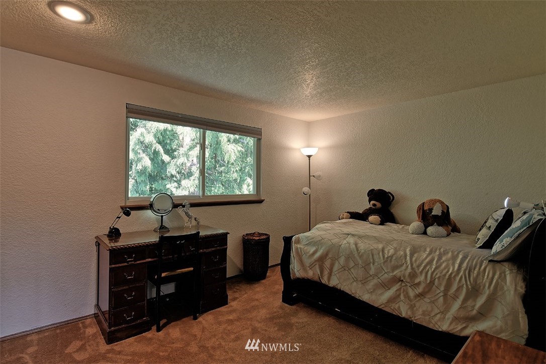 6217 137th Place Southwest Edmonds, WA 98026 - Photo 16 of 24 Gallery Image 16