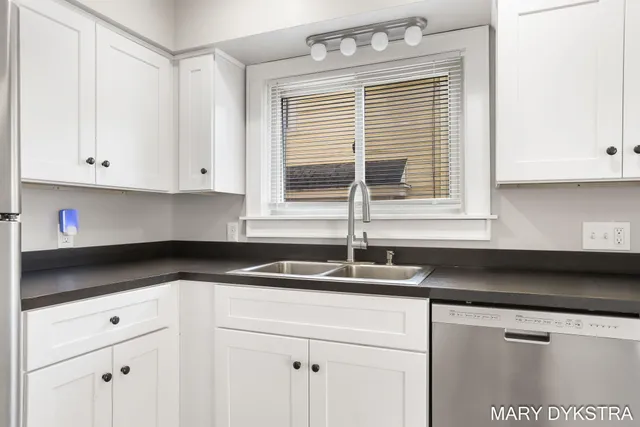 $330,000 | 1019 Calvin Avenue Southeast, Grand Rapids, MI 49506