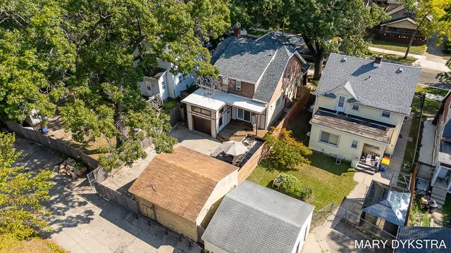 $330,000 | 1019 Calvin Avenue Southeast, Grand Rapids, MI 49506