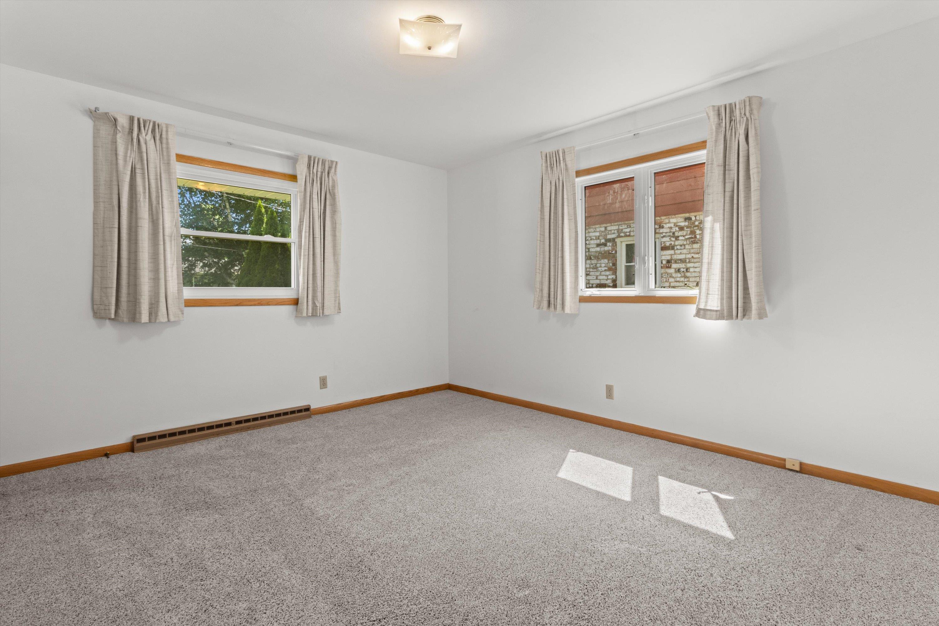 1813 Windom Way Madison, WI 53704 - Photo 22 of 34