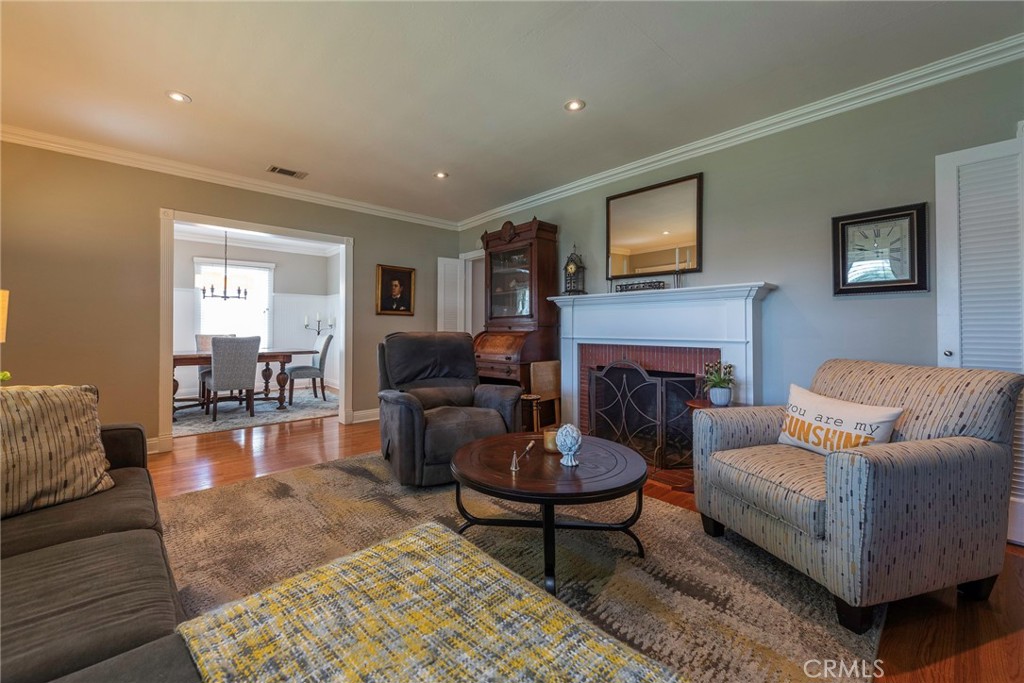 4670 Cover Street Riverside, CA 92506 - Photo 9 of 48