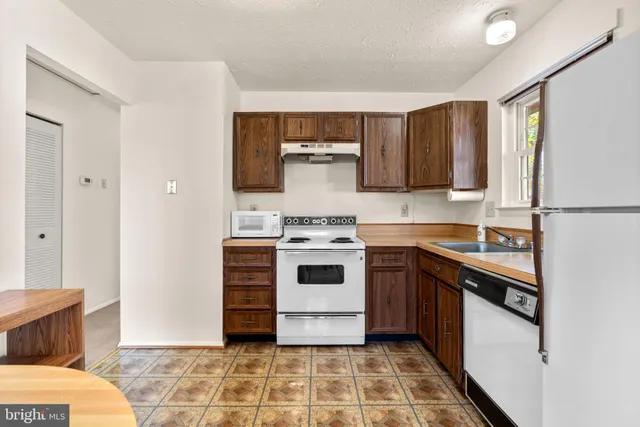 $400,000 | 1818 Lasalle Place, Severn, MD 21144